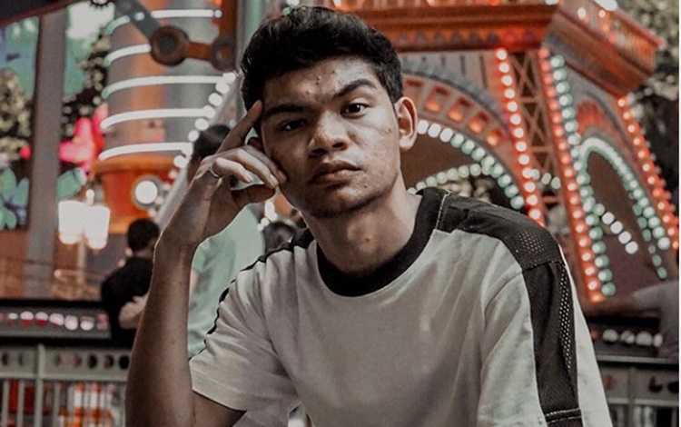 zynakal dedah dirinya anak angkat ibu kandung seorang zynakal dedah dirinya anak angkat ibu kandung seorang