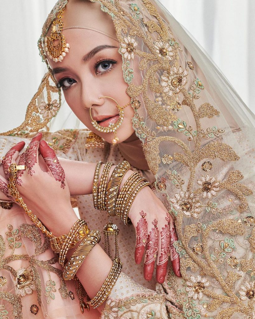 Ramai Tanya Bila Malam Berinai, Sekali Mira Filzah Bagi ...